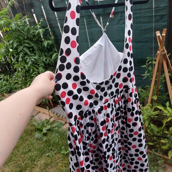 Tatyana 1960s style dress - Picture 2 of 2